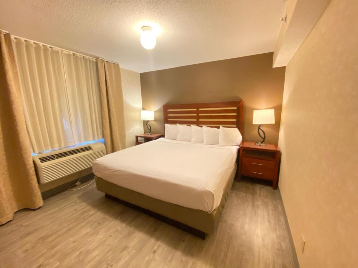 Wyndham Garden Grand Rapids Airport Hotell Cascade Exteriör bild