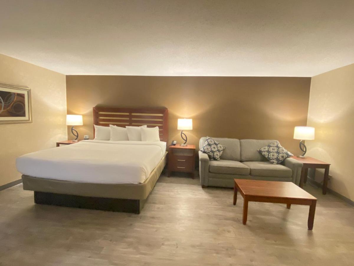 Wyndham Garden Grand Rapids Airport Hotell Cascade Exteriör bild