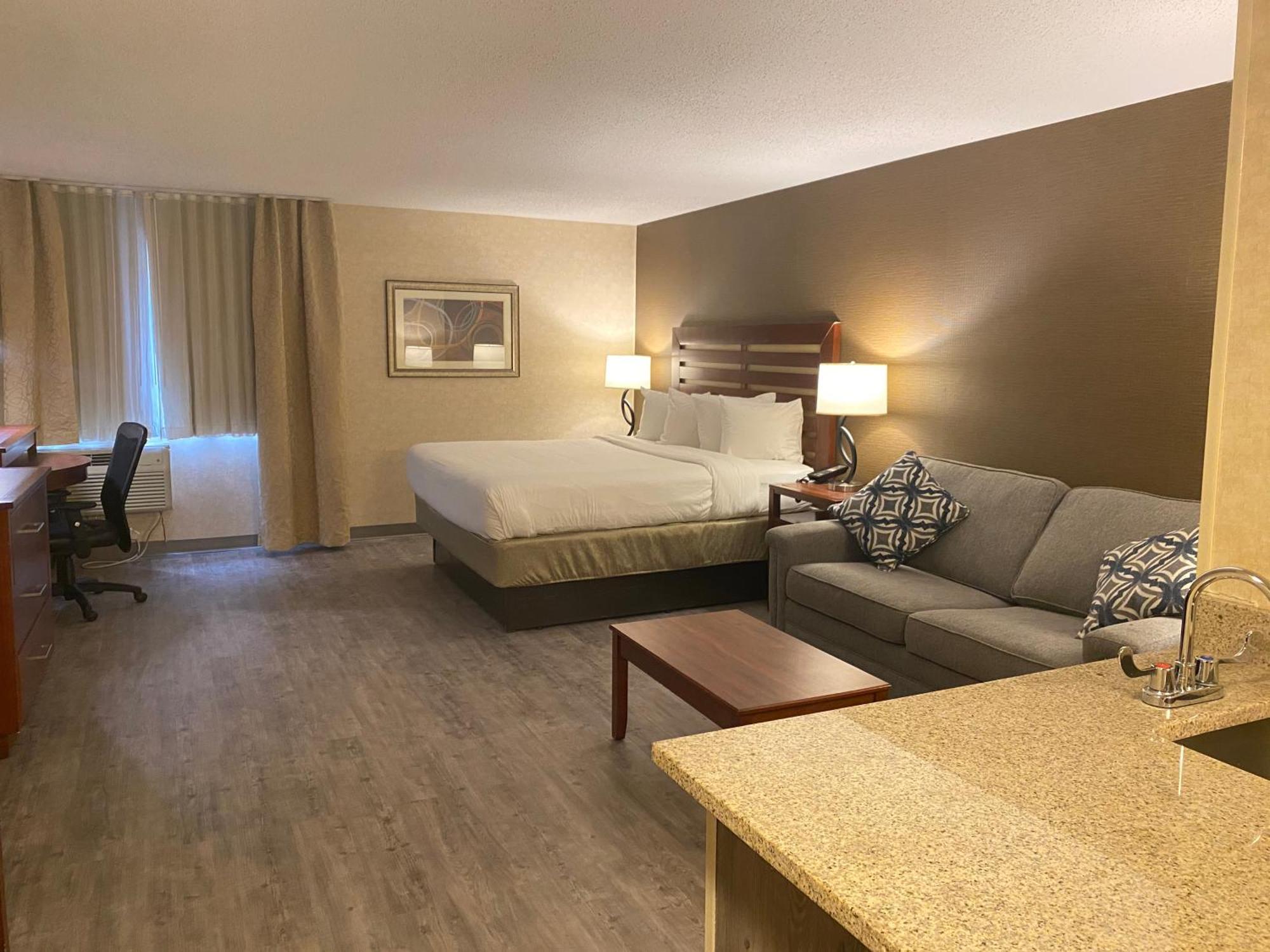 Wyndham Garden Grand Rapids Airport Hotell Cascade Exteriör bild