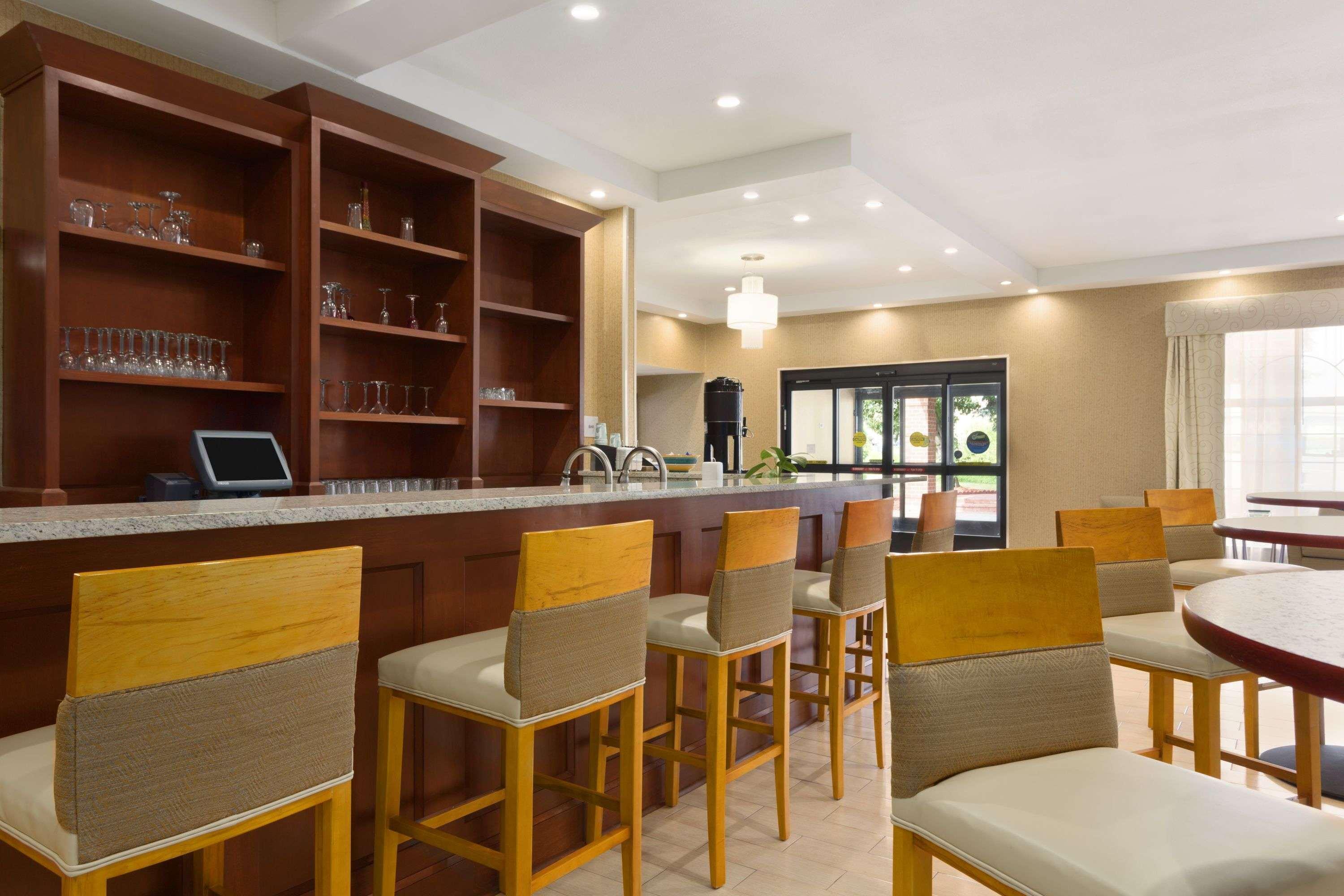 Wyndham Garden Grand Rapids Airport Hotell Cascade Exteriör bild