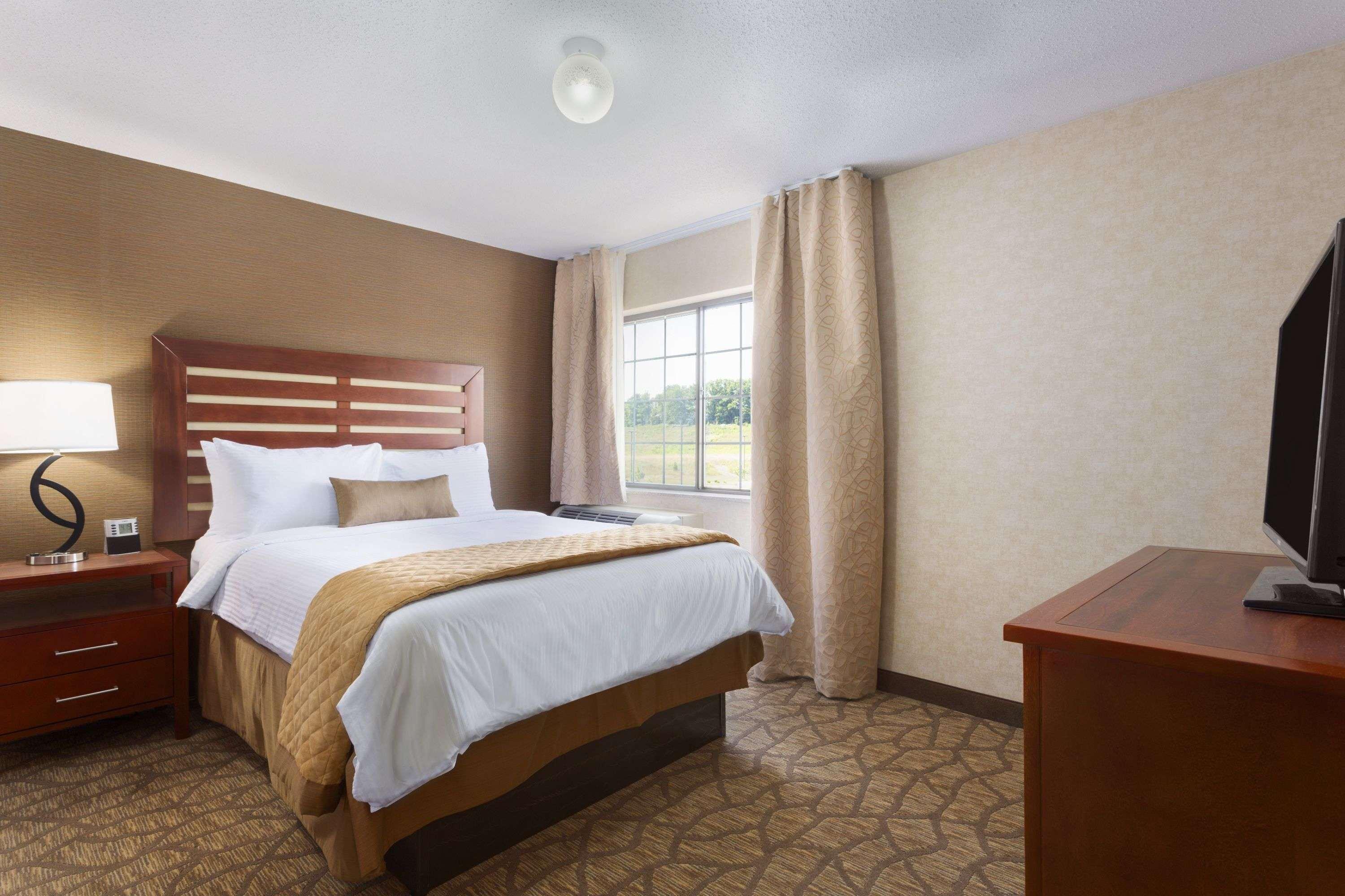 Wyndham Garden Grand Rapids Airport Hotell Cascade Exteriör bild